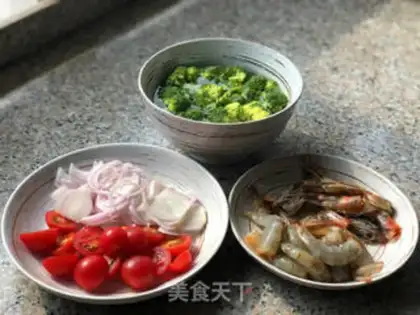 Make Shrimp pasta step 3