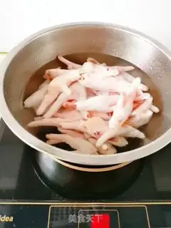 Make Dry horse teeth, chicken claws step 2