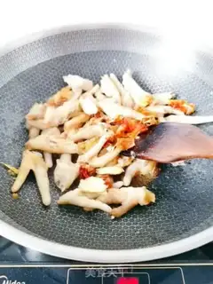Make Dry horse teeth, chicken claws step 9