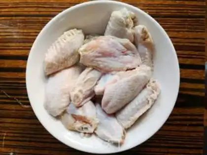 Make Hot chicken wings step 2