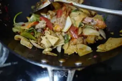 Make Spicy pot step 3