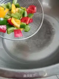 Make quinoa vegetable salad step 3