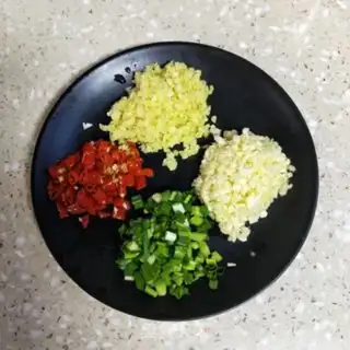 Make Spicy fish head step 1