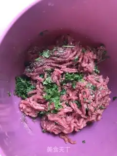 Make Roasted beef vegetable pie step 2