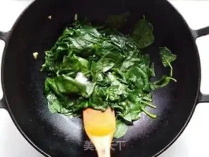 Make Garlic violet leaves step 4