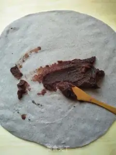 Make Black-meat rolls step 1