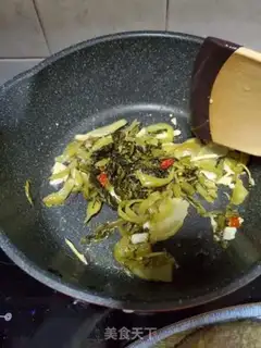 Make Sour sauce and yellowfish step 7