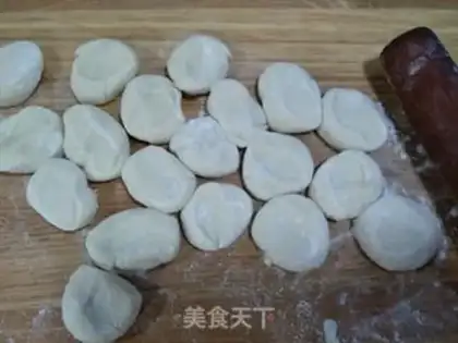 Make Spicy meat dumplings step 8
