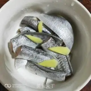 Make Bring fish congee step 0
