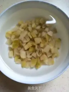 Make Squeeze meat and noodles step 0