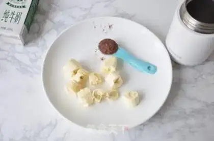 Make Banana cocoa milk step 1