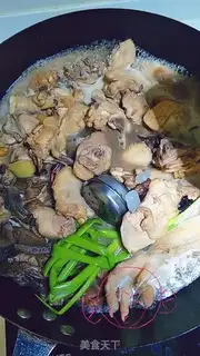 Make Wild mushroom stew chicken step 4