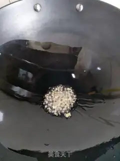 Make Squeeze meat and noodles step 5