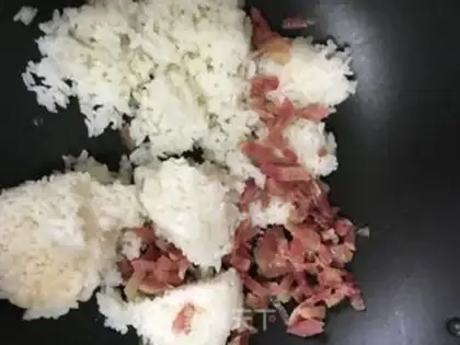 Make Squeeze sausages and fried rice step 5