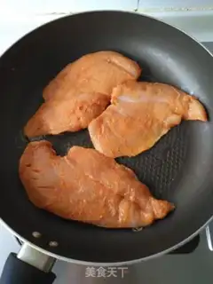 Make Chicken chops in Orleans step 3