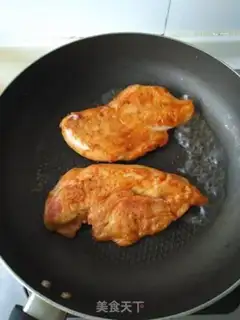 Make Chicken chops in Orleans step 5