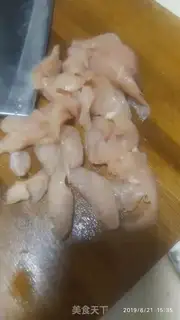 Make Chicken gravy, celery step 0