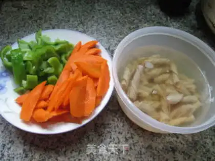 Make Cream pepper carrots step 0
