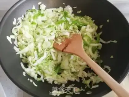 Make Scrambled eggs step 2