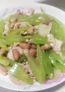 Make Chicken gravy, celery step 7