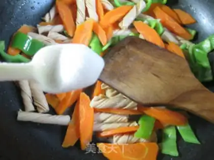 Make Cream pepper carrots step 4