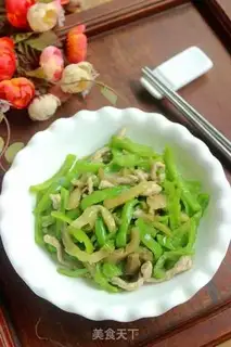 Make Cream peppers and fried meat step 6