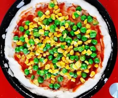 Make Seafood pizza step 2