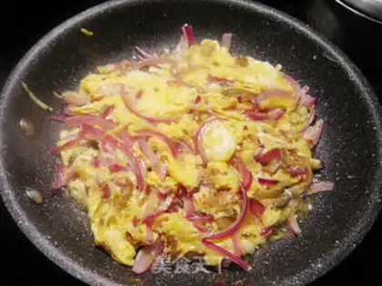 Make Squeeze onions step 3