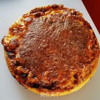 Make Seafood pizza step 5