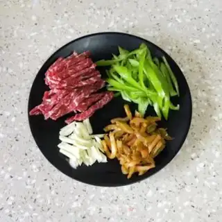 Make Squeeze beef caps for food step 1