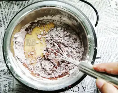 Make Chocolate mooncake pie step 4