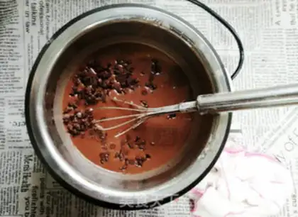 Make Chocolate mooncake pie step 6