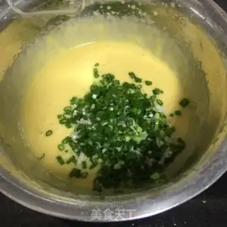 Make Onion cookies step 3