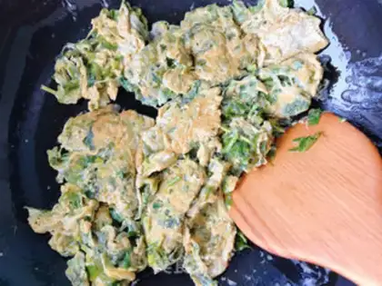 Make Fried eggs step 5