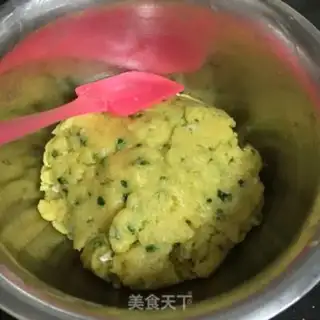 Make Onion cookies step 5