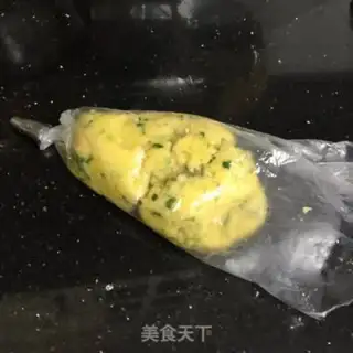 Make Onion cookies step 6