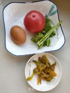 Make Squeeze tomato noodles step 0