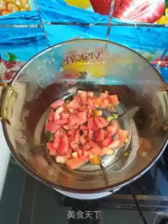Make Squeeze tomato noodles step 2