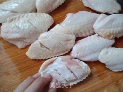 Make Beer chicken wings step 1