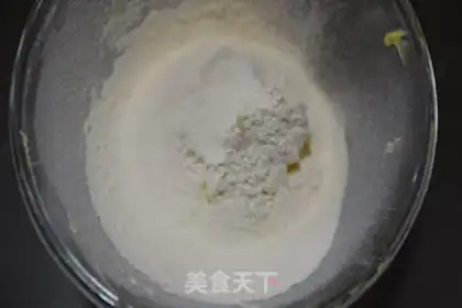Make Peanut souffle step 1