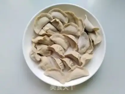 Make Squeeze meat dumplings step 8