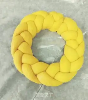 Make Pumpkin braid bread step 9