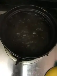 Make Peach and cream tea step 1