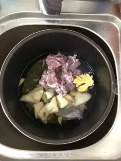 Make The green bean soup step 2