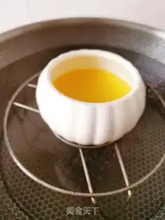 Make Autumn steamed eggs step 5