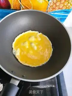 Make Squeeze and make eggs step 3