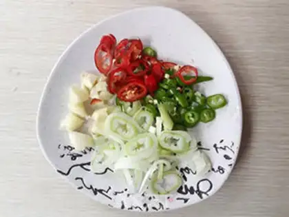 Make Pickles, swordsword and fish pot step 3