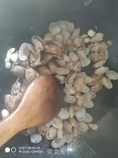 Make Flour soup step 0