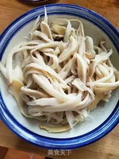 Make Apricot mushroom step 3