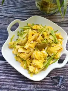 Make Squeeze and make eggs step 12